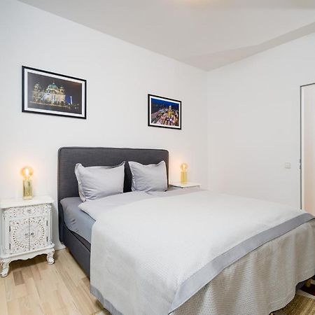 Stylish 1Br In Downtown Berlin Mitte Spittelmarkt Exterior foto